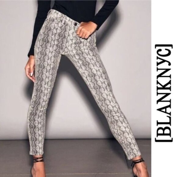 Blank NYC Snake Print Cropped Skinny Jeans Size 24 NWT - Picture 1 of 13